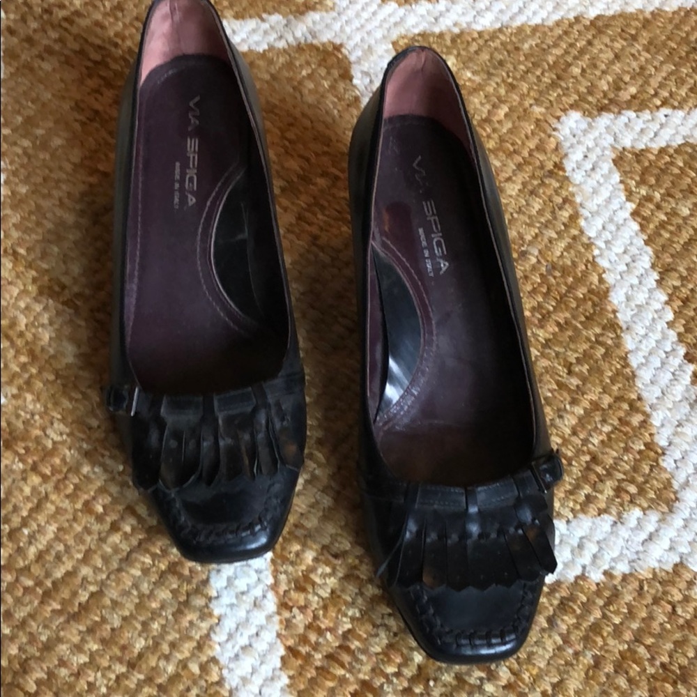 Via Spiga size 8.5 dark blue 1.5 inch pump